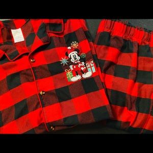 NWOT Mickey Mouse Disney Flannel Christmas Pajamas Set Men XL Buffalo Plaid